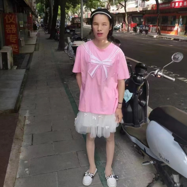 上海26岁单身美女真诚找对象-天门相亲网