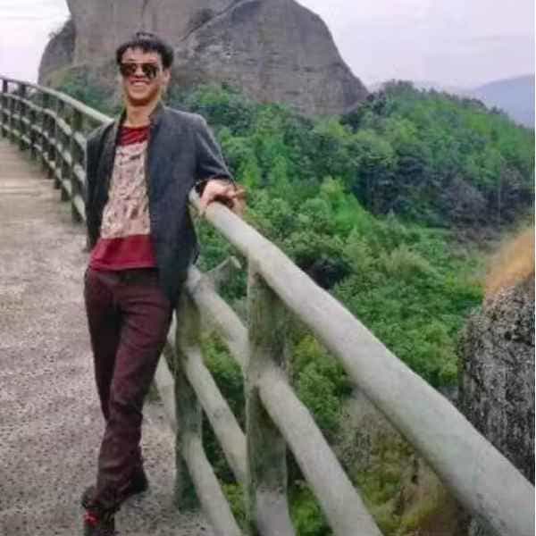 广东27岁单身帅哥真诚找对象-天门征婚相亲网