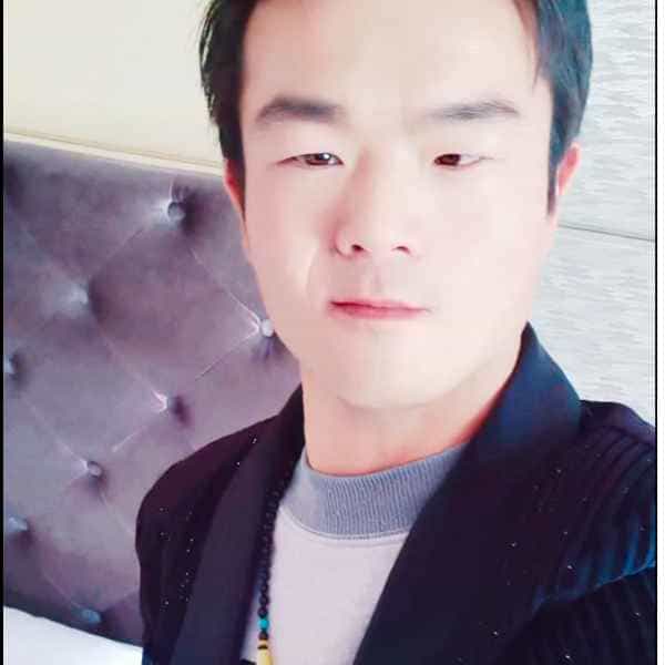 青海30岁单身帅哥真诚找对象-天门征婚相亲网