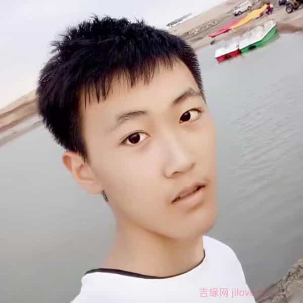 河南24岁单身帅哥真诚找对象-天门征婚相亲网