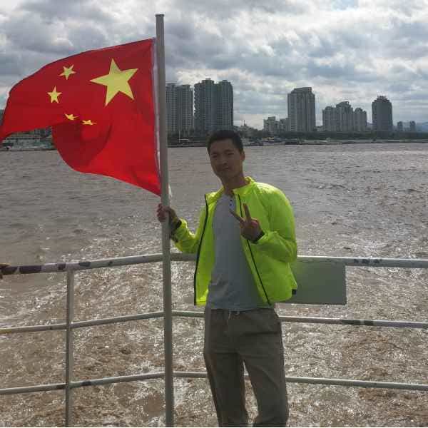 31岁岁浙江单身帅哥 - 天门吉缘网