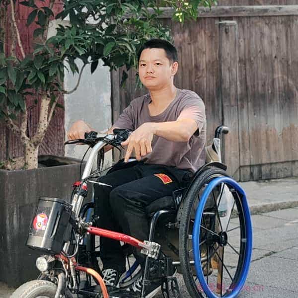 33岁岁湖北单身帅哥 - 天门吉缘网